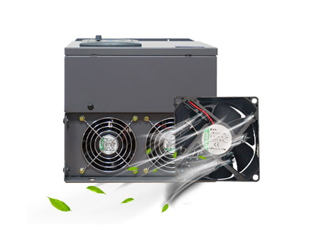 散熱風(fēng)扇 風(fēng)力強(qiáng)勁